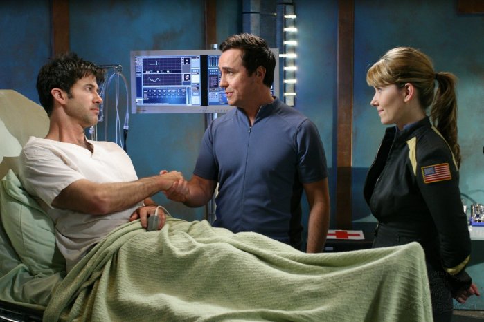 Colonel John Sheppard (Joe Flanigan) recovers in the infirmary.
