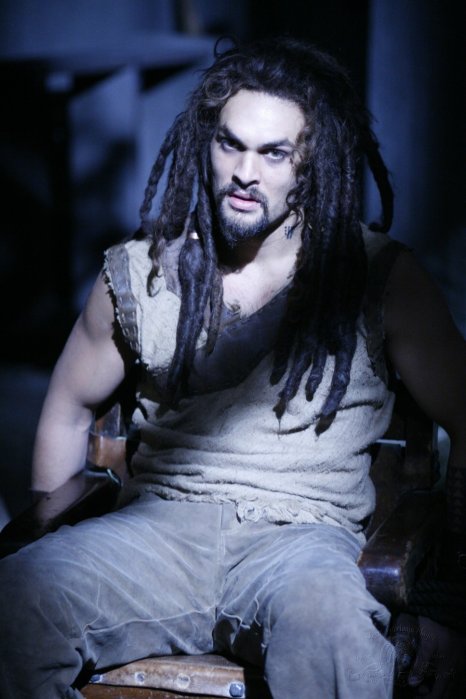 Ronon Dex (Jason Momoa) is pushed to the brink.
