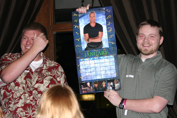 David and Darren begin the raffle for Stargate door prizes!
