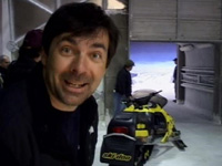 Martin Wood on the set of "Frozen"