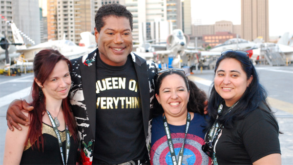 Chris Judge with fans (San Diego Comic-Con 2018)
