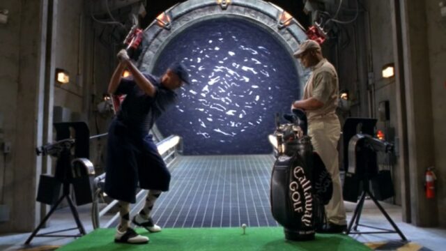 Jack and Teal'c golfing through the Stargate ("Window of Opportunity")