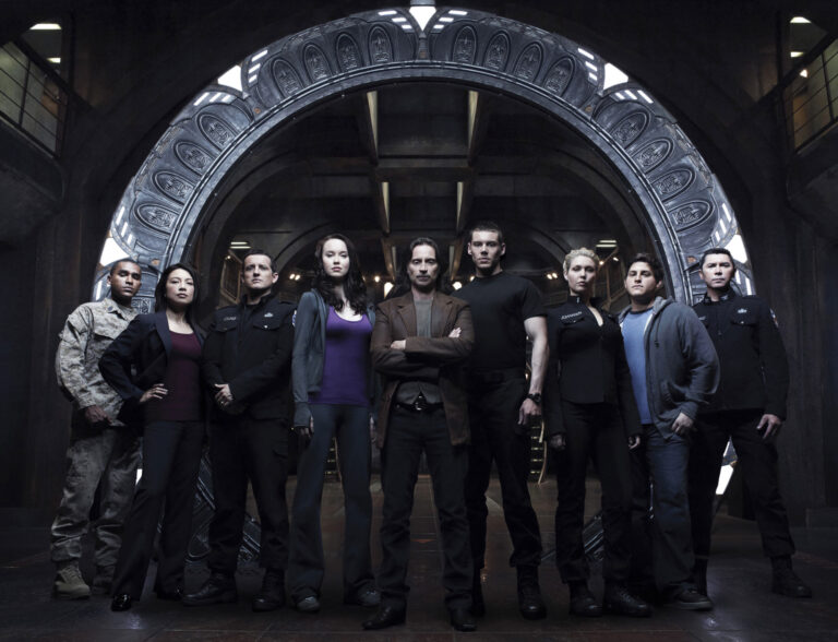 SGU Cast in front of the Stargate